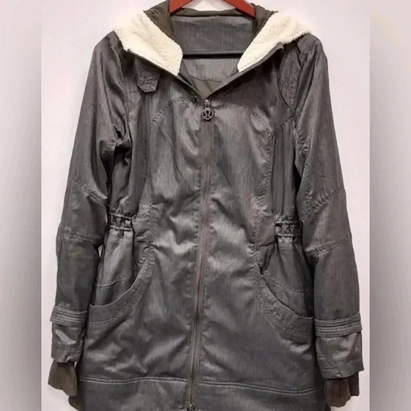 Lululemon Athletica Women Charcoal Gray Hooded Insulated Parka Jacket Sz Medium - Picture 4 of 6